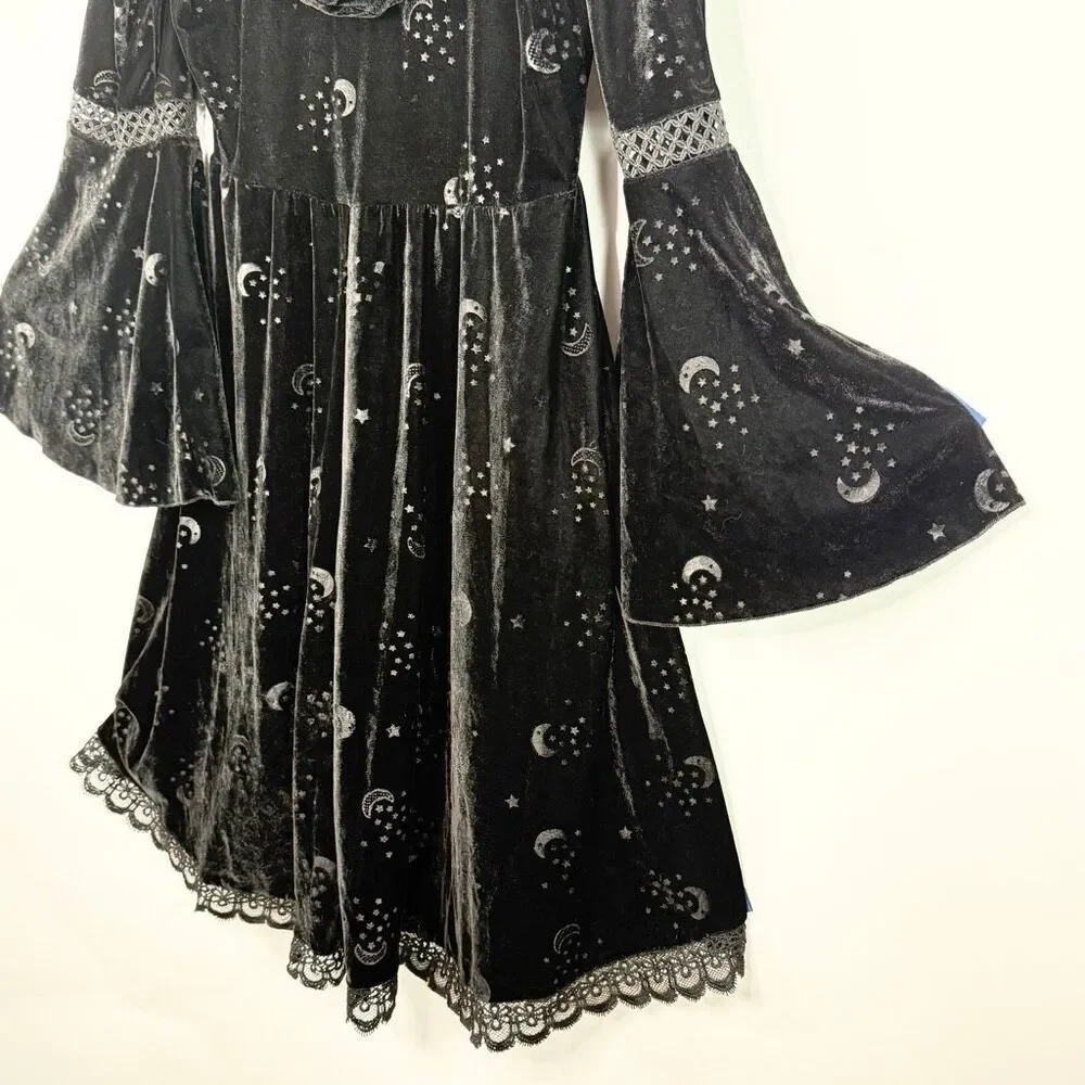 Spirit Halloween Celestial Coven Hooded Velvet Dress in Black - US Women’s XL